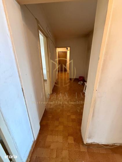 Apartament cu 3 camere decomandat în Obor