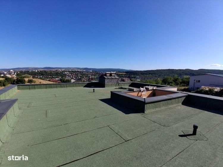 Casa spatioasa, compartimentata eficient, Dambul Rotund - 10
