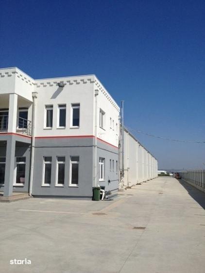 Spațiu comercial, de 1,700 mp, în Central