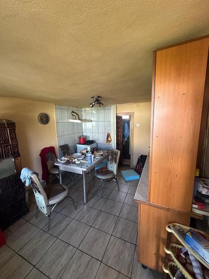 Casă cu 3 camere în Central