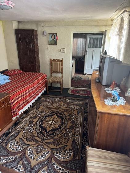 Casă cu 4 camere în Exterior Vest