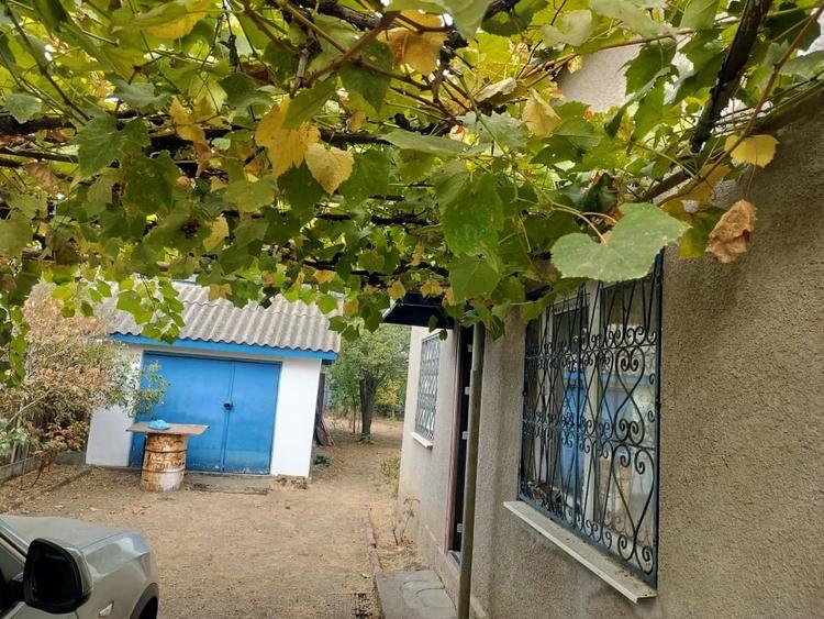 Casă cu Teren 500 Mp în Malu Mare