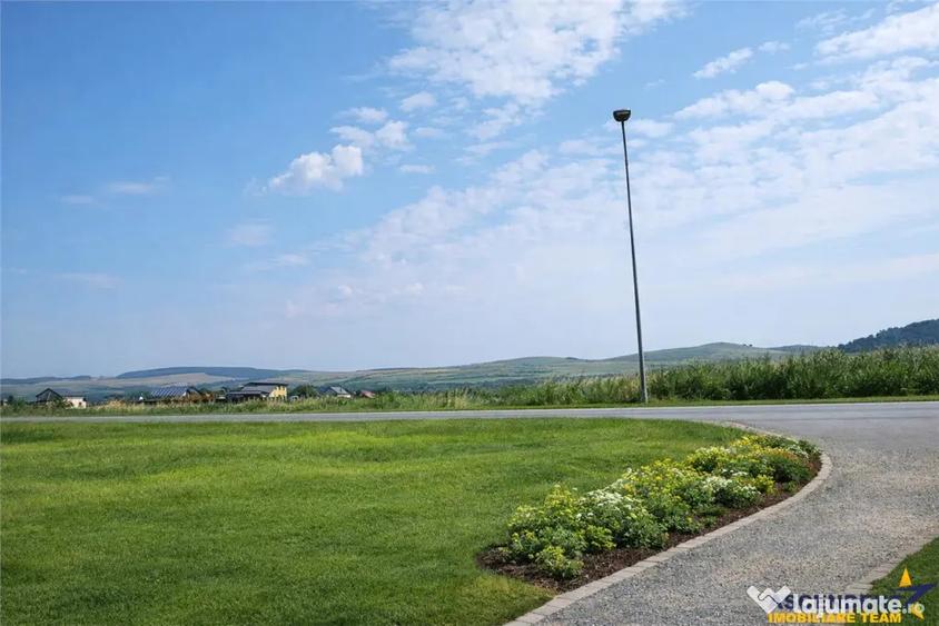 Casă cu 5 camere cu Teren 541 Mp în Bod