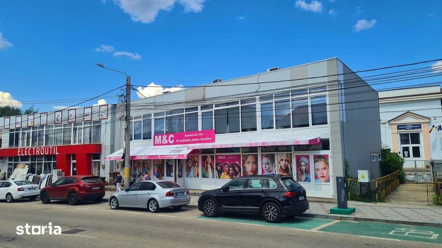 Spațiu comercial, de 380 mp, în Central