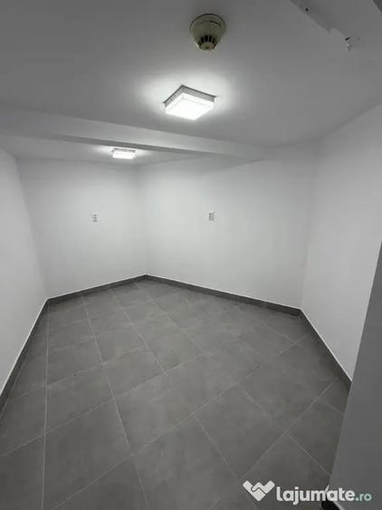Casă cu 6 camere cu Teren 160 Mp în Central