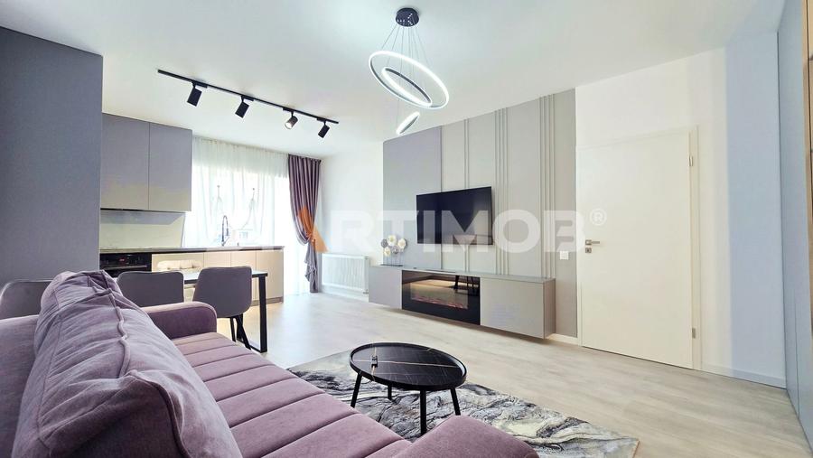 Apartament cu 2 camere decomandat, mobilat în Tractorul
