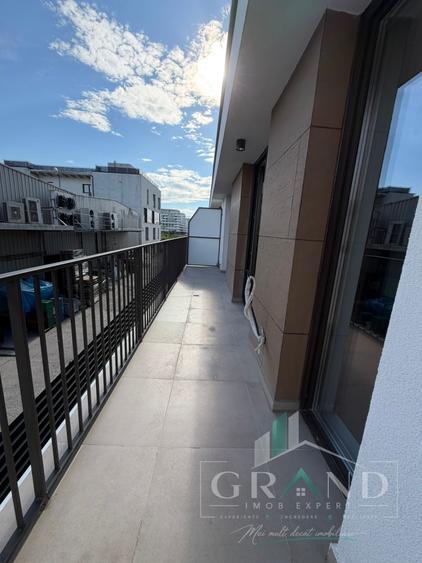 Apartament cu 2 camere semidecomandat în Florești