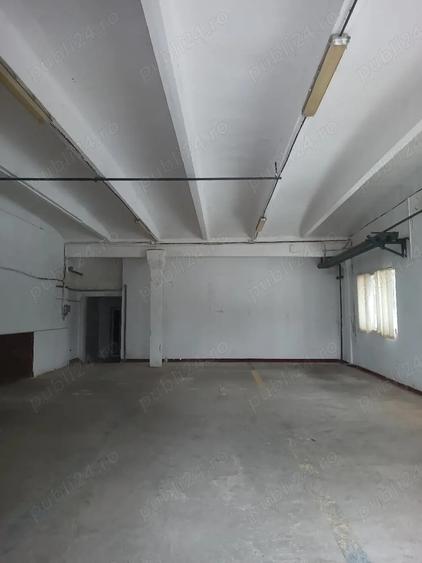 Spațiu comercial, de 300 mp, în Pașcani