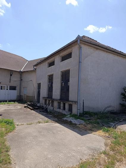 Teren de 14305 mp, în Biharia