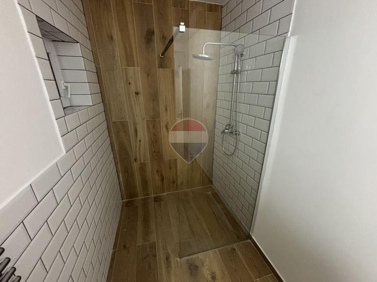 Apartament cu 2 camere decomandat, mobilat în P-ța Alba Iulia
