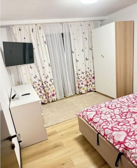 Casă individuală cu 4 camere cu Canalizare în Sud-Est