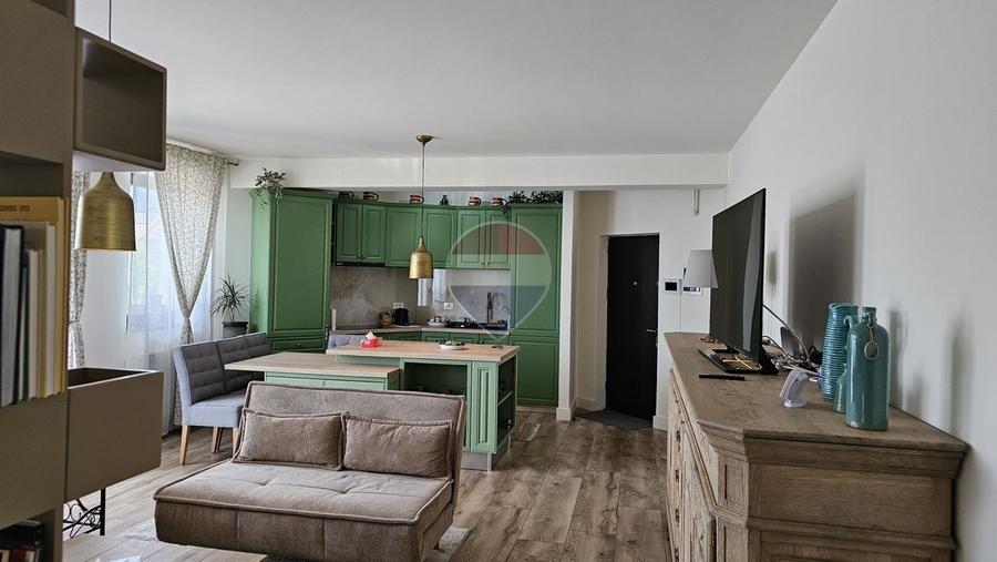 Apartament cu 2 camere decomandat, mobilat în Calea Romanului
