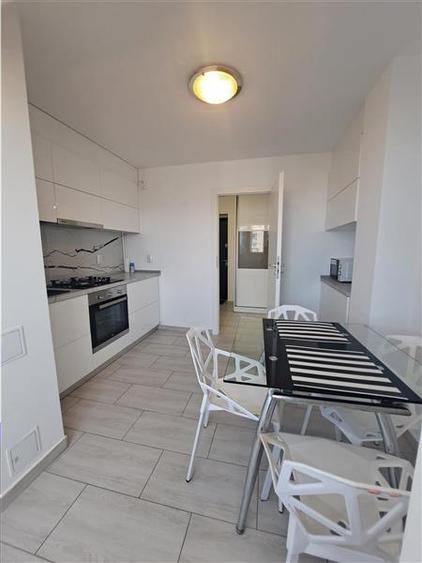 Apartament cu 2 camere decomandat, mobilat în 13 Septembrie