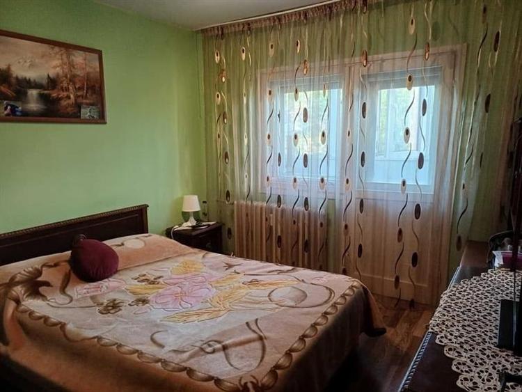 berceni-strada Drumul gazarului-apartament 3 camere - 5
