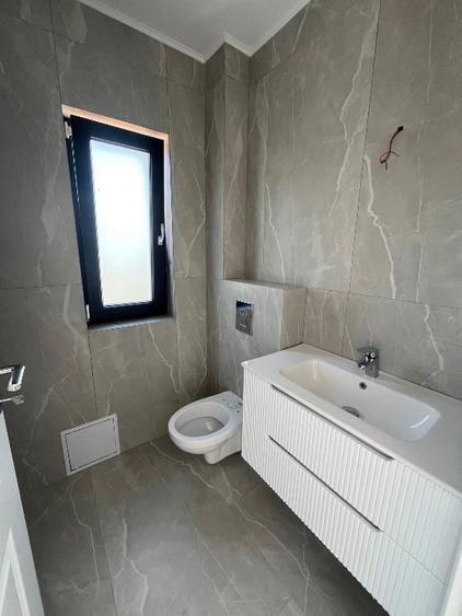 Casă individuală cu 4 camere cu Teren 413 Mp în Popa Șapcă