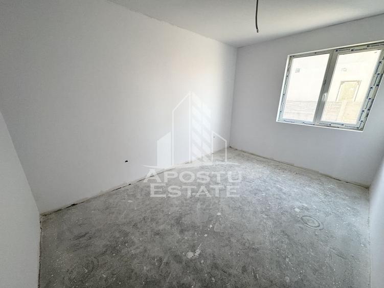 Casă individuală cu 3 camere cu Canalizare în Giroc