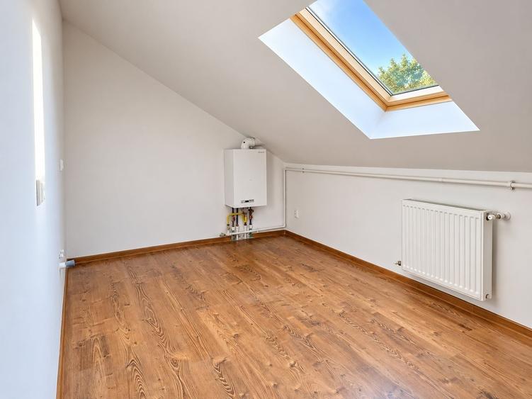 Apartament cu 2 camere semidecomandat în Florești