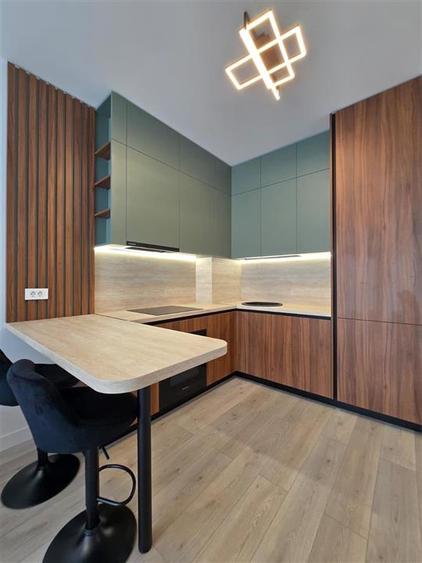 Apartament cu 2 camere decomandat în Podu Roș