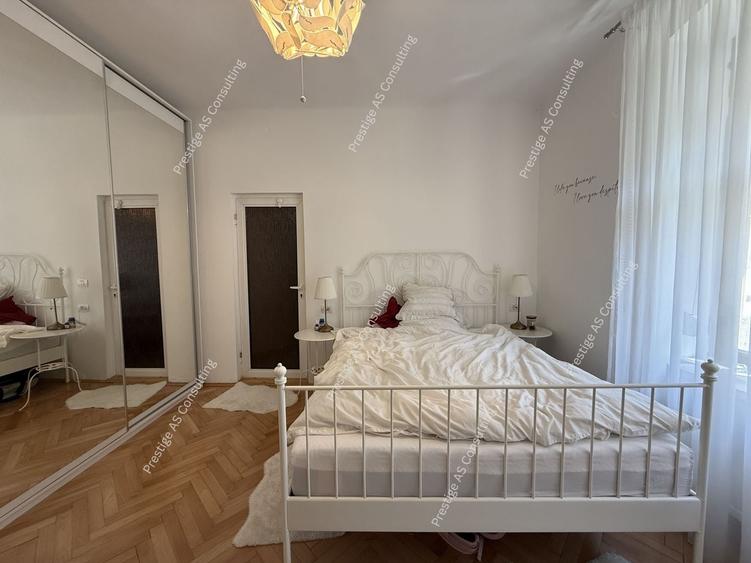 Apartament cu 2 camere în P-ța Maria