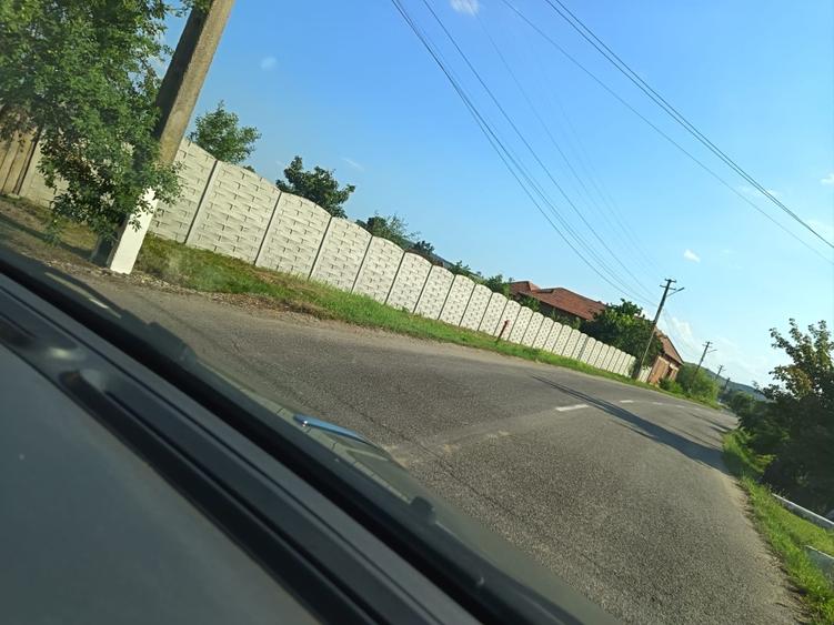 Casă individuală cu 4 camere în Sacoșu Mare