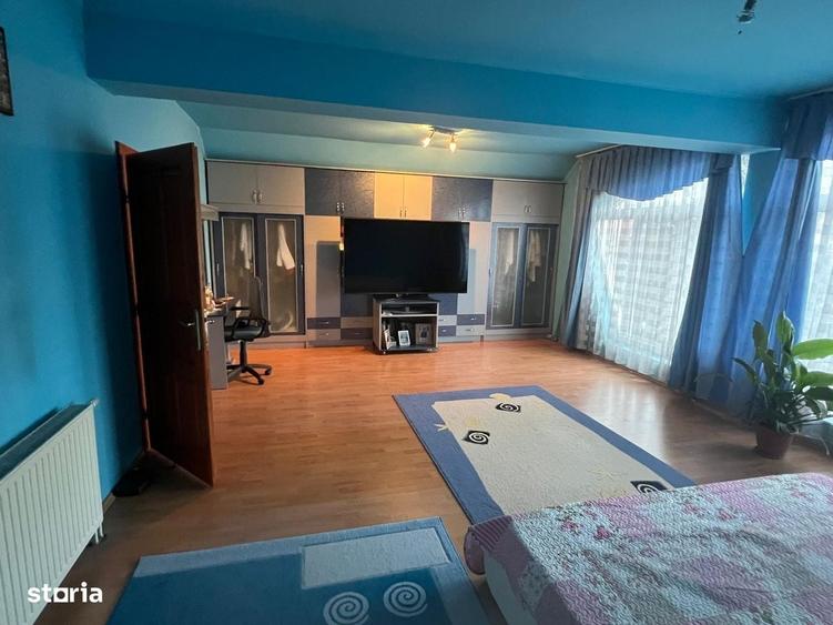 Casă cu 4 camere cu Teren 1000 Mp în Nufărul