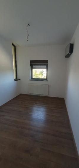 Spațiu comercial, de 75 mp, în Dumbrăvița