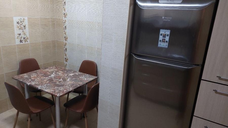 Apartament cu 3 camere nedecomandat în Brâncoveanu