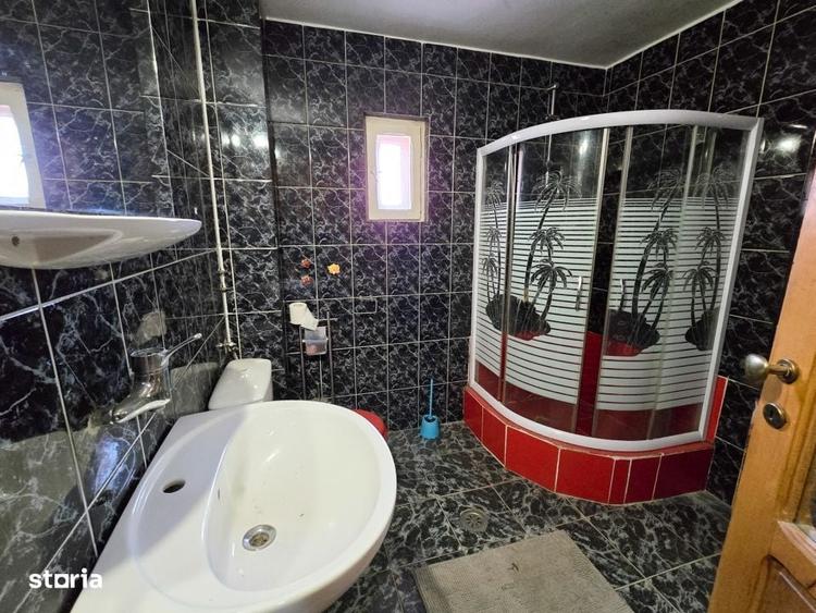Casă cu 4 camere în Gheorgheni