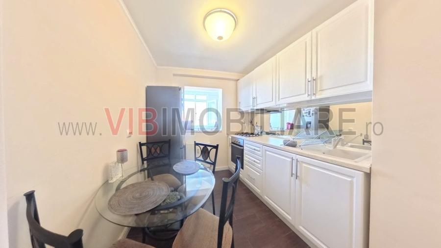 Apartament cu 3 camere decomandat, mobilat în P-ța Alba Iulia