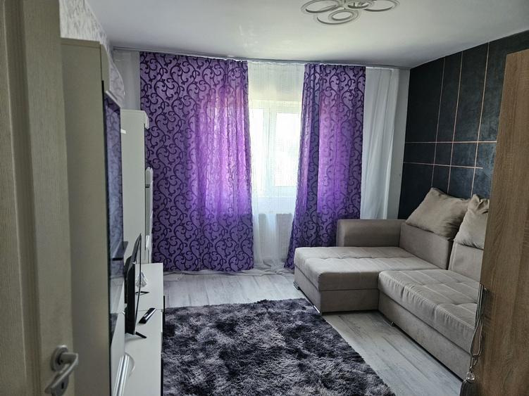 Vand garsoniera confort 1 Scornicesti judetul olt - 1