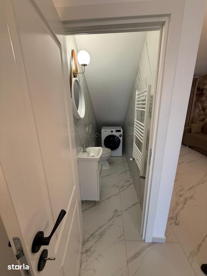 Casă cu 3 camere cu Teren 100 Mp în Ipotești