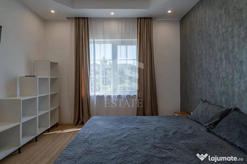 Casă cu 5 camere cu Teren 795 Mp în Siminoc