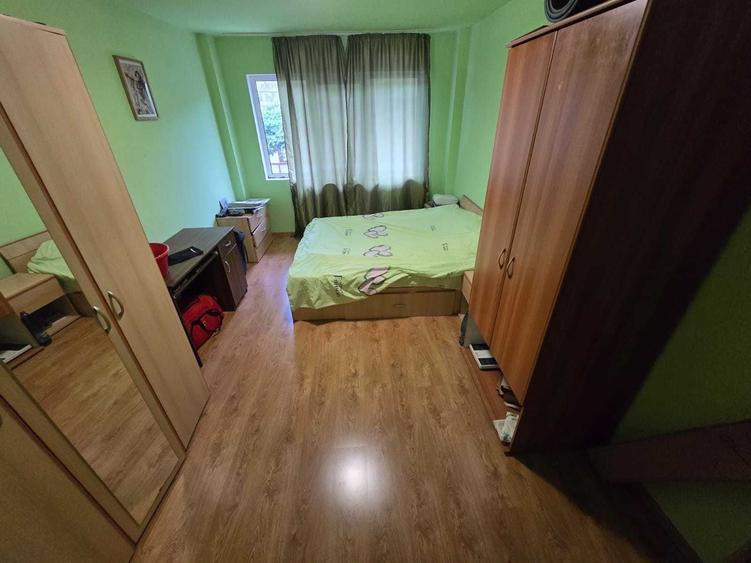 Apartament cu 2 camere decomandat în Ștrand