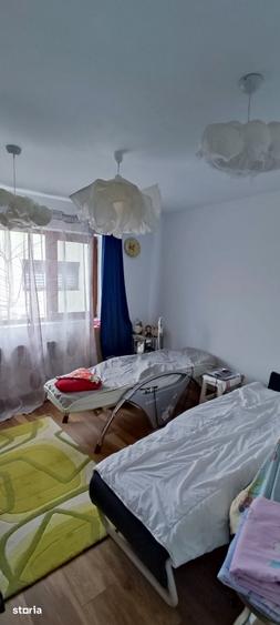 Casă cu 4 camere cu Teren 187 Mp în Adunații-Copăceni