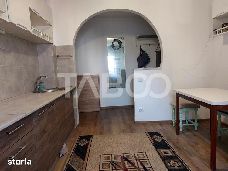 Apartament cu 2 camere decomandat în Calea Dumbrăvii