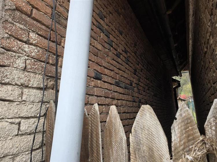 Casă cu 4 camere cu Teren 726 Mp în Șuștiu