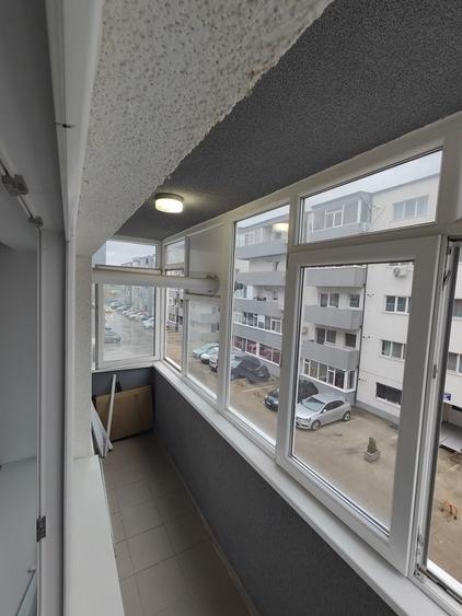 Apartament cu 2 camere decomandat în Runcu