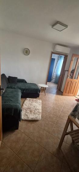 Apartament cu 2 camere semidecomandat în Tomis Nord