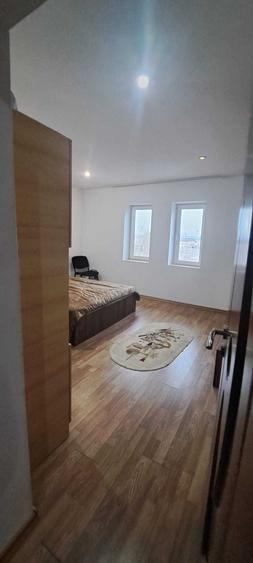 Inchiriez apartament 3 camere decomantate - 10