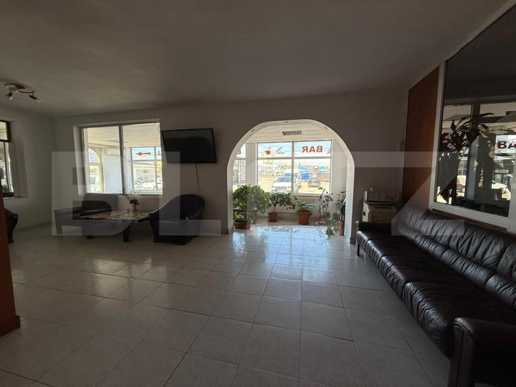 Spațiu comercial, de 618 mp, în Aeroport