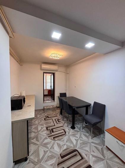 Apartament cu 2 camere decomandat în Craiovița Nouă