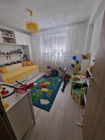 Apartament 3 camere - 2