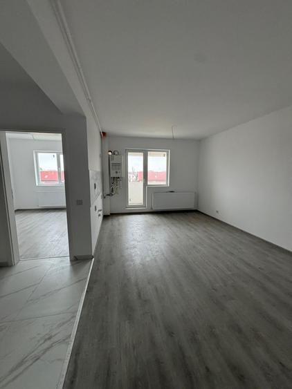 VANZARE APARTAMENT 44 MP-FIALIZAT-BLOC MIC CU LIFT-0773 746 547 - COMISION 0% - 11