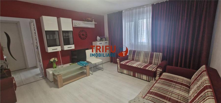 Apartament cu 2 camere semidecomandat, mobilat în Ampoi 1