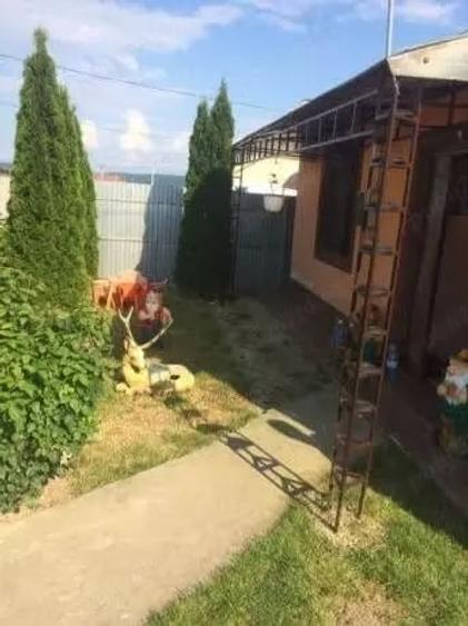 Casă cu Teren 1000 Mp în Câmpu Mare