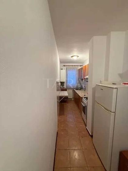 Apartament cu 2 camere semidecomandat, mobilat în Dâmbul Rotund