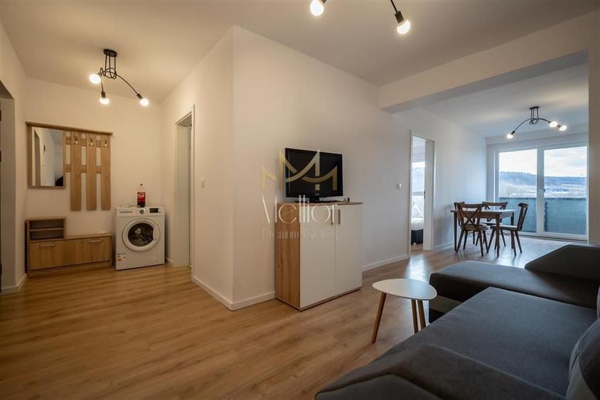 Apartament cu 2 camere semidecomandat în Dâmbul Rotund