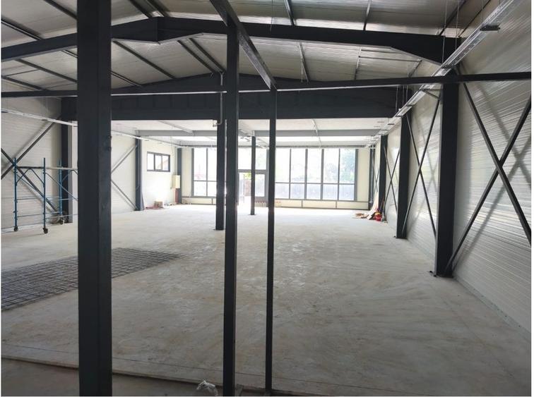 Spațiu comercial, de 373 mp, în Pantelimon