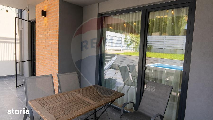 Casă cu 4 camere cu Teren 180 Mp în Borhanci