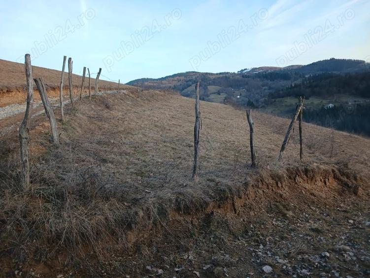 Teren de 2030 mp, în Central